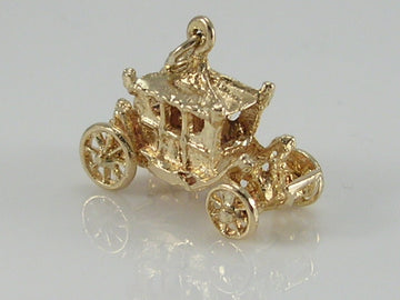 Vintage 3D 9ct Gold Royal Carriage Charm Movable  H/MK 1977