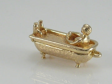 Vintage 3D 9ct Gold Woman in Bath Charm. Opens  H/MK 1969