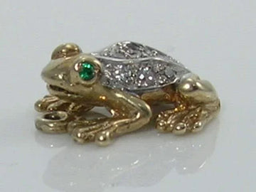 Vintage 3D 9ct Gold CZ Cubic Zirconia Frog Charm Pendant
