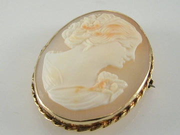 Vintage 9ct Gold Rope Design Cameo Brooch