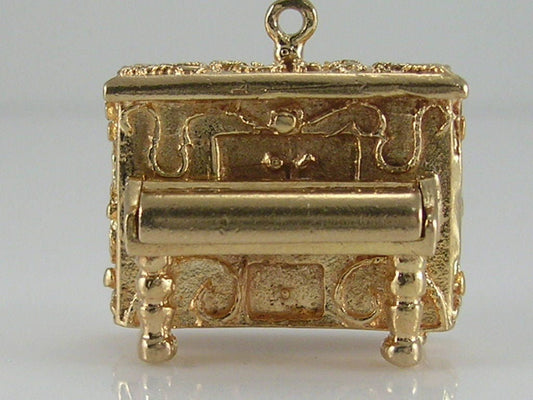 Vintage 3D Large Size 9ct Gold Movable Upright Piano Charm. H/MK 1968