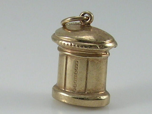 Vintage 3D 9ct Gold Post Box Charm Pendant  H/MK 1966