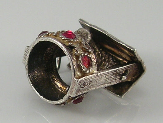 Vintage 3D Sterling Silver & Crystals  Wishing Well Charm. Movable