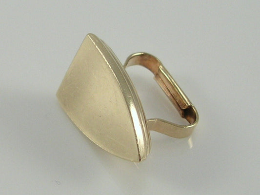 Vintage 3D 9ct Gold Laundry Iron charm. H/MK 1969