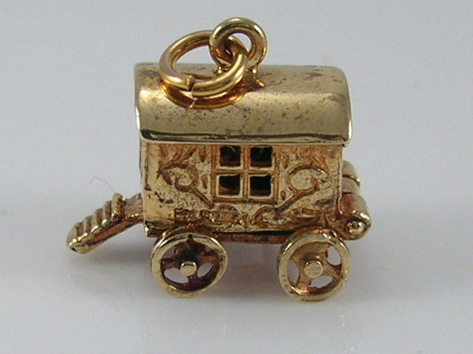 Vintage 3D 9ct Gold Movable Gypsy Caravan Charm Pendant. H/MK 1969  FM