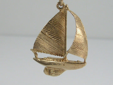 Vintage 3D 9ct Gold Yacht Sailing Boat Ship Charm Pendant  H/MK 1971   FM