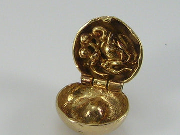 Vintage 3D 9ct Gold Adam & Eve Apple Charm Pendant H/MK 1964