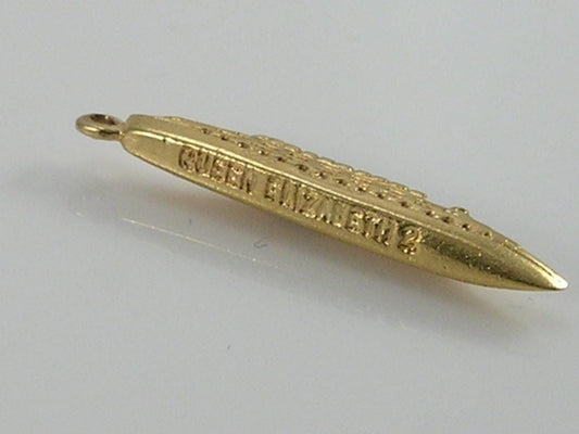 Vintage 3D 9ct Gold Queen Elizabeth II Cruise Liner Ship Charm Pendant H/MK 1969