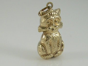 Vintage 3D 9ct Gold Sitting Cat Charm Pendant  H/MK