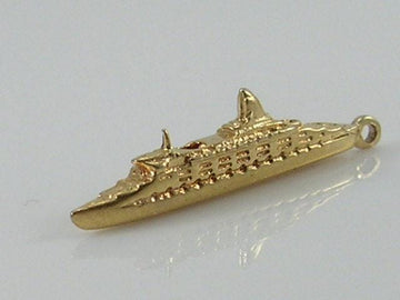 Vintage 3D 9ct Gold Queen Elizabeth II Cruise Liner Ship Charm Pendant H/MK 1969