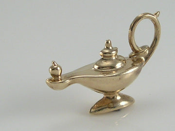 Vintage 3D 9ct Gold Aladdins Lamp Charm H/MK 1972