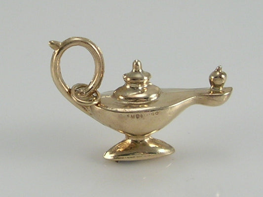 Vintage 3D 9ct Gold Aladdins Lamp Charm H/MK 1972
