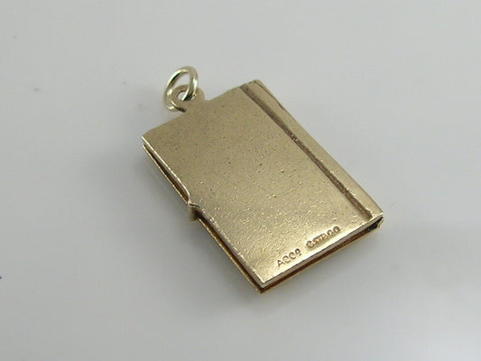 Vintage 3D 9ct Gold British Passport Charm H/MK 1965