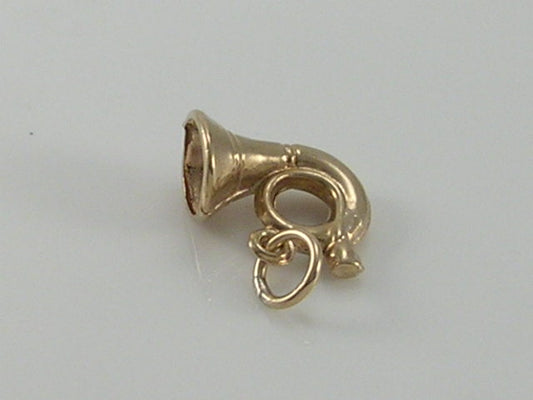 Vintage 3D 9ct Gold French Horn Charm Pendant   H/MK 1978