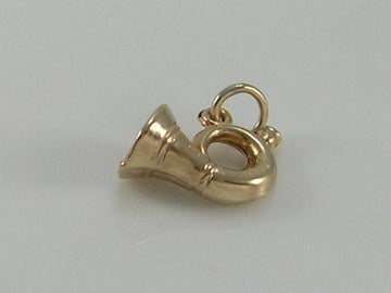 Vintage 3D 9ct Gold French Horn Charm Pendant   H/MK 1978