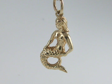 Vintage 3D 9ct Gold Mermaid Charm Pendant  H/MK