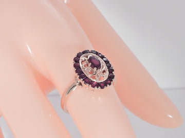 Vintage 9ct Gold Garnet Cluster Ring  H/MK 1970