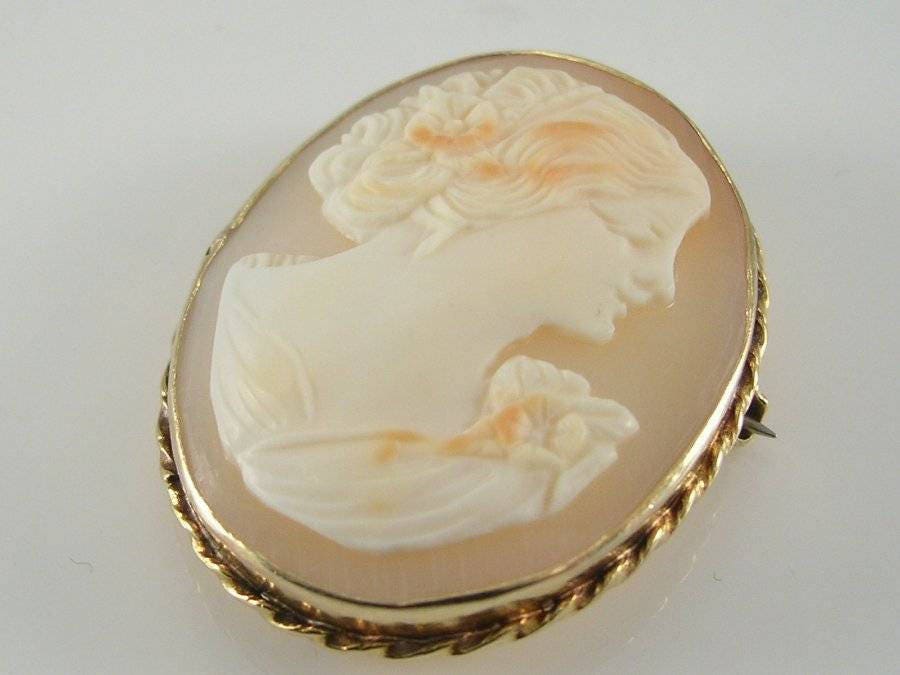 Vintage 9ct Gold Rope Design Cameo Brooch