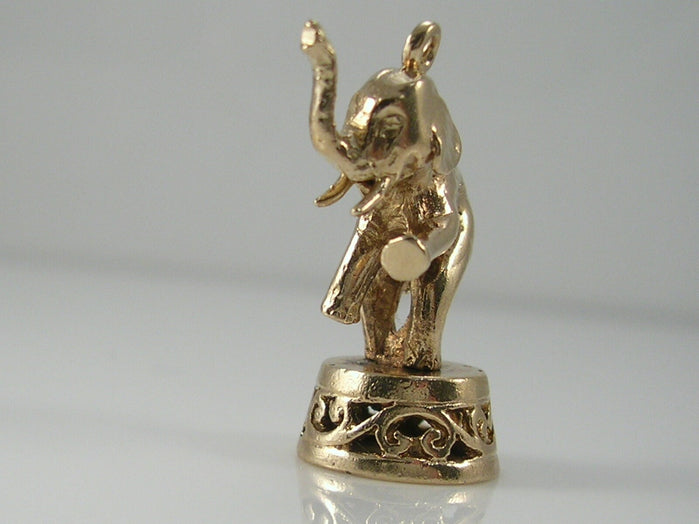 Vintage 3D 9ct Gold Elephant Fob Charm H/MK 1957  FM