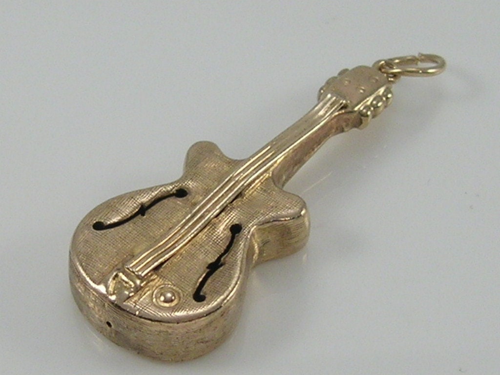 Vintage 9ct Gold Guitar Charm Pendant H/MK  GJLd