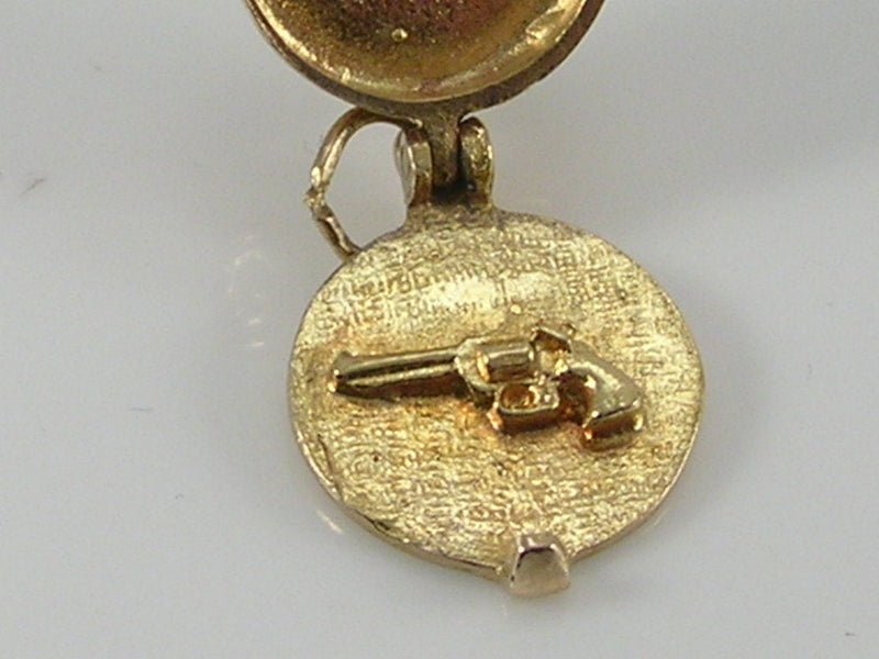 Vintage 3D 9ct Gold Roulette Wheel and Revolver Gun Charm   H/MK 1963