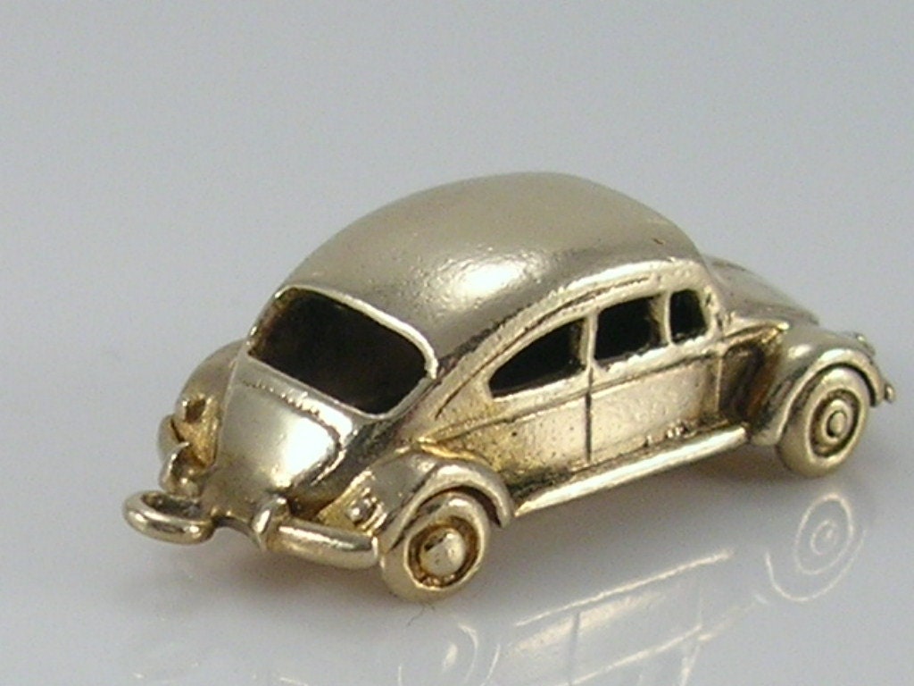 Vintage 3D 9ct Gold VW Volkswagen Car Charm H/MK 1965
