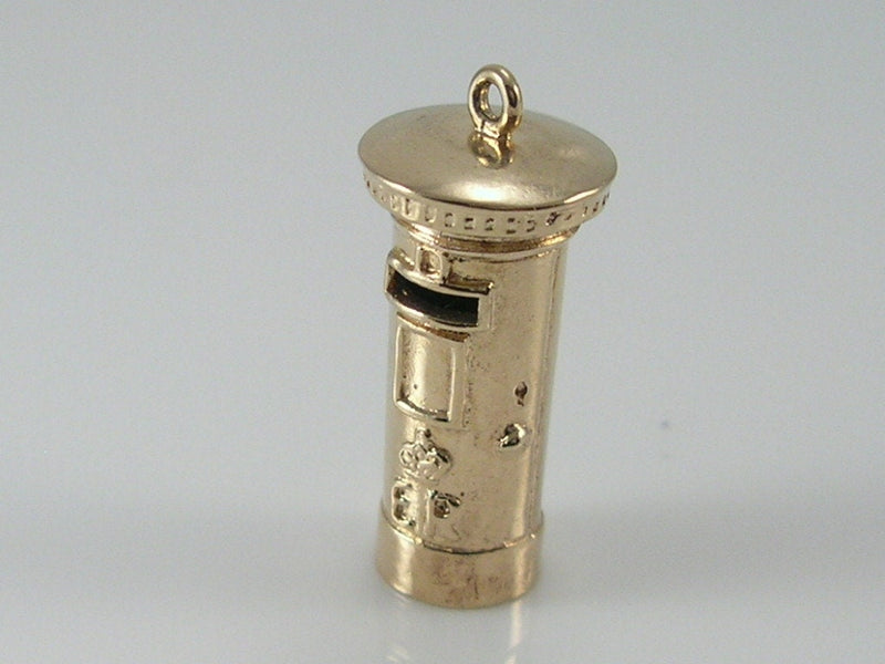 Vintage 3D 9ct Gold ER Post Box Charm H/MK 1969    4.6g