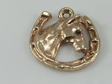 Vintage 3D 9ct Gold Lucky Horseshoe Horse Head Charm   H/MK 1976