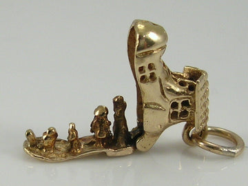 Vintage 9ct Gold Old Woman In Shoe Charm
