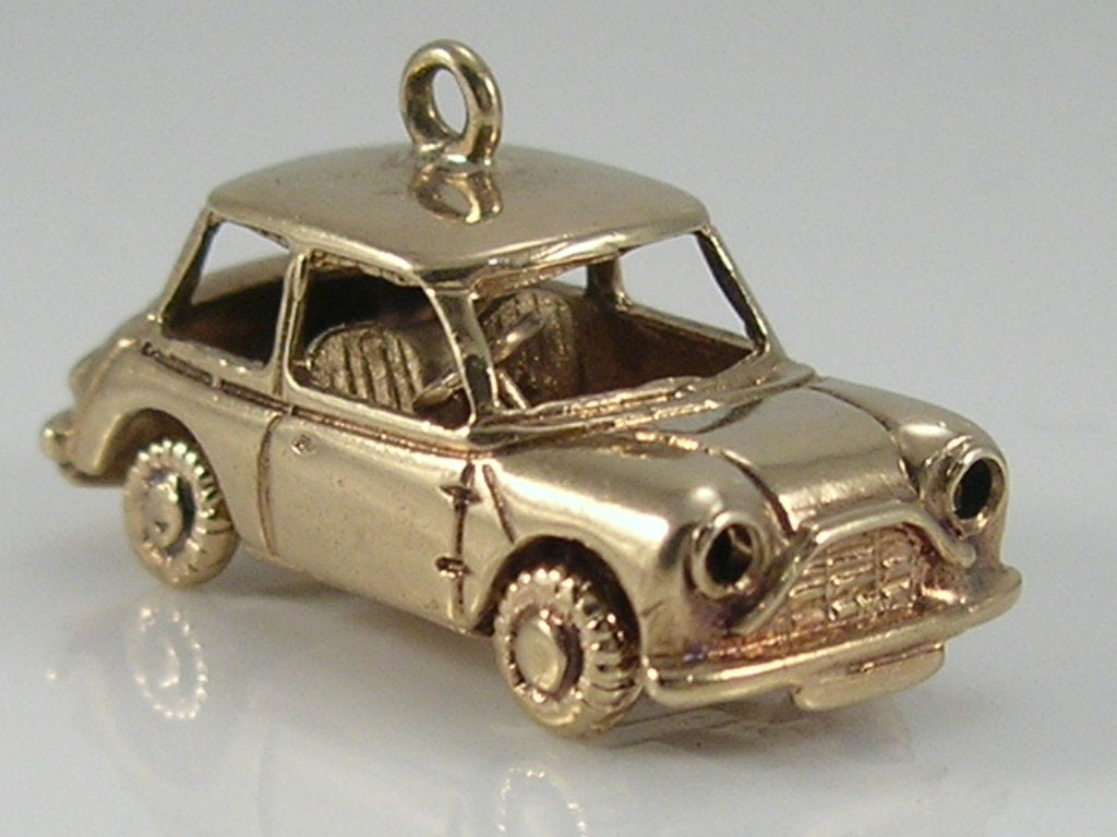 Vintage 3D 9ct Gold Mini Car Charm Pendant H/MK 1965