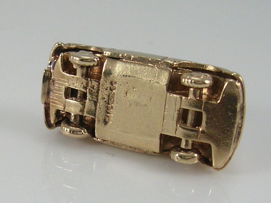 Vintage 9ct Gold Mini Car Charm
