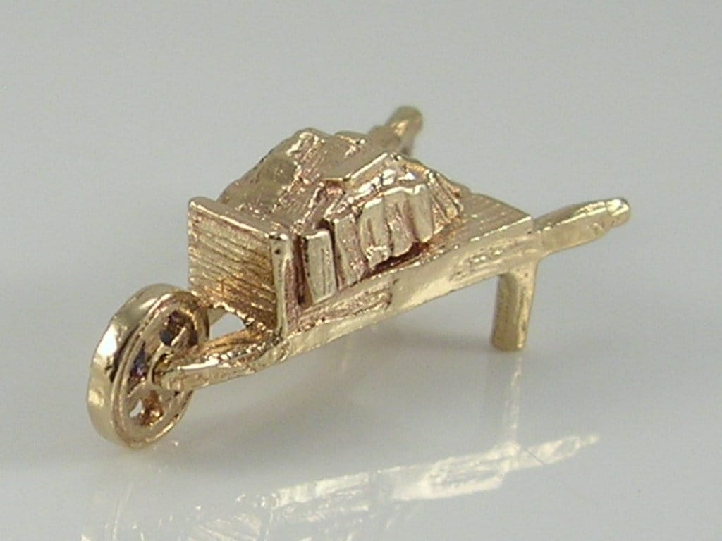 Vintage 9ct Gold Movable Wheel Barrow Charm