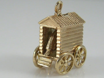 Vintage 3D 9ct Gold Victorian Beach Bathing Machine Beach Hut Charm Pendant H/MK 1971