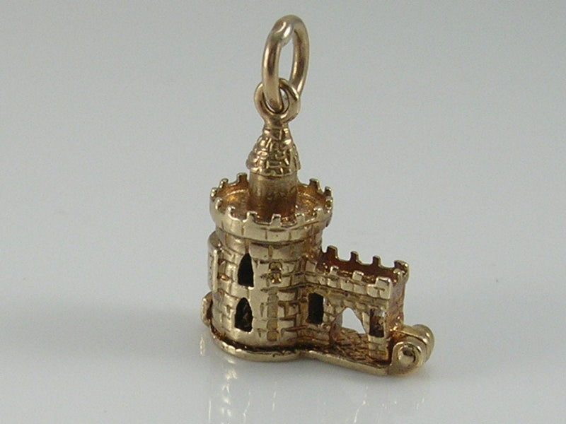 Vintage 3D 9ct Gold London Bloody Tower Charm Pendant  H/MK 1966