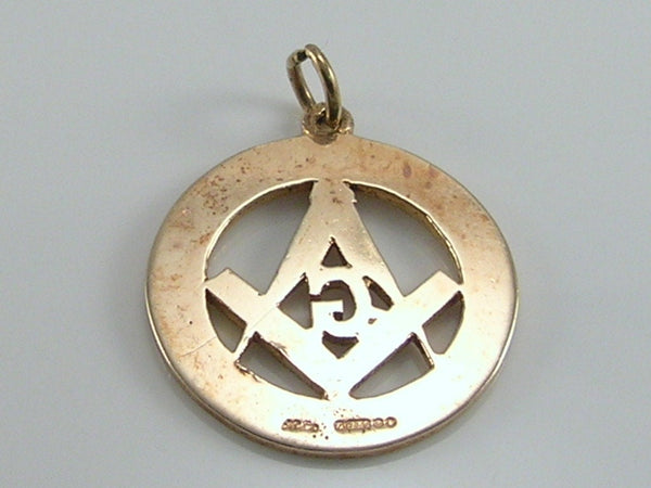 Vintage 9ct Gold Masonic Square & Compass Watch Fob Charm Pendant   H/MK 1972