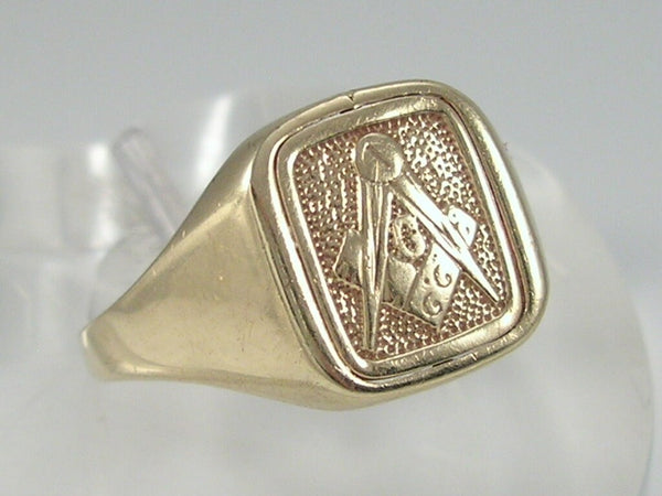 Vintage 9ct Gold Masonic Square & Compass Signet Ring  H/MK