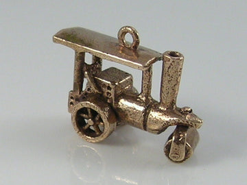 Vintage 3D 9ct Gold Movable Steam Roller Charm Pendant