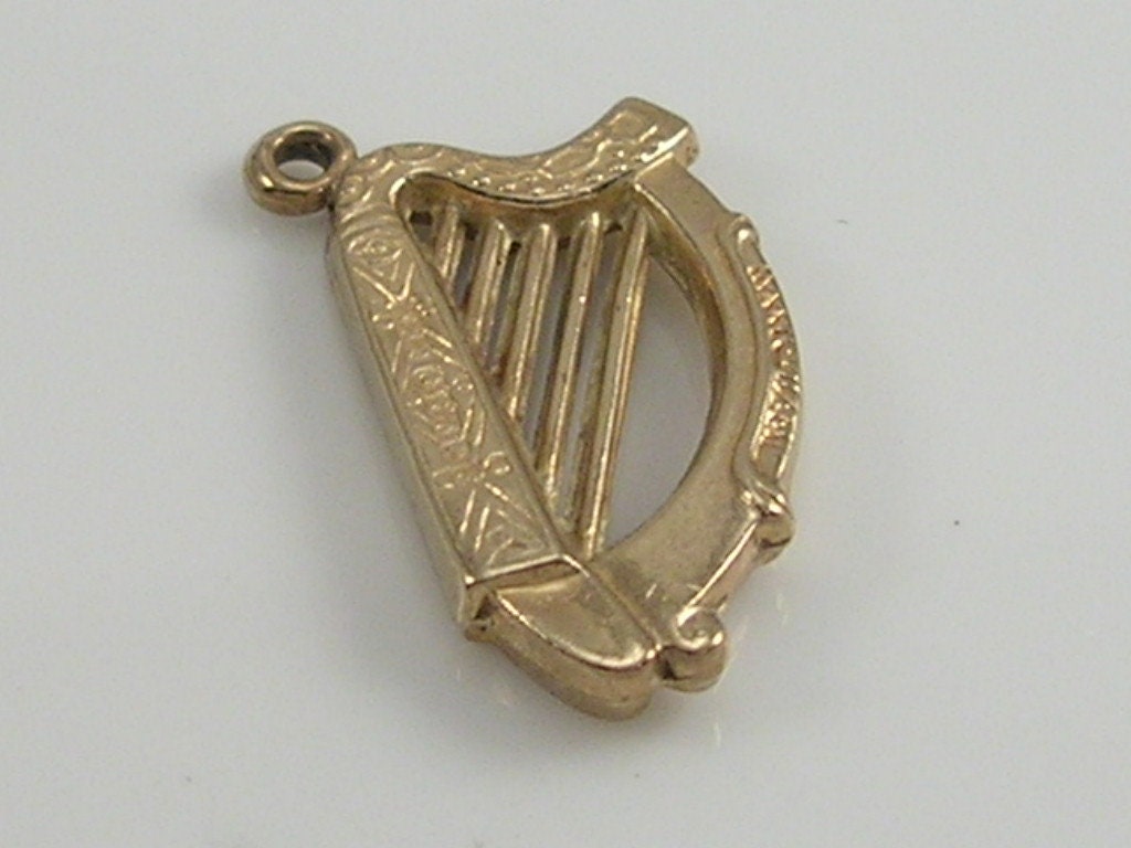 Vintage 3D 9ct Gold Harp Charm Pendant H/MK 1979