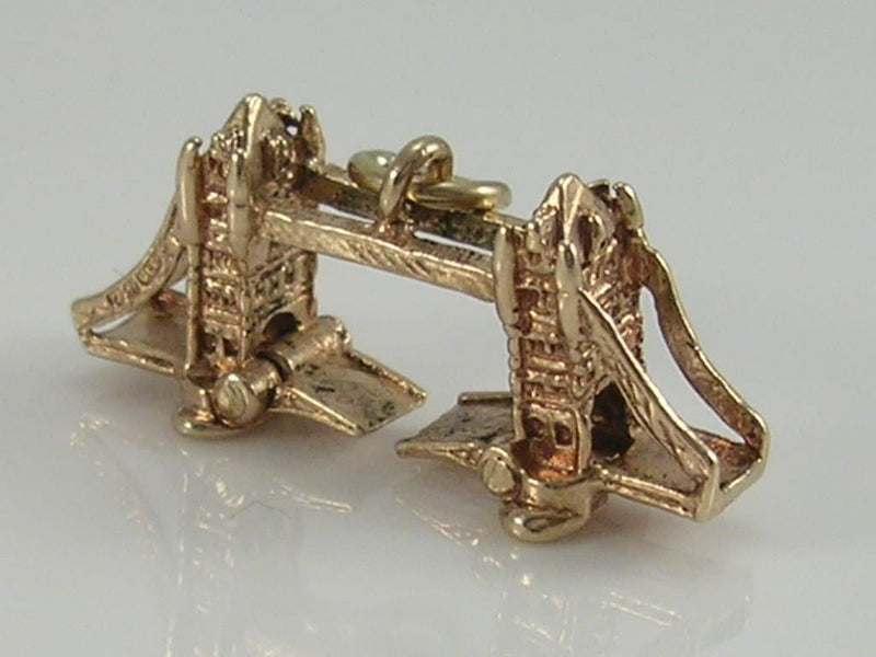 Vintage 3D 9ct Gold Movable Tower Bridge of London Charm Pendant H/MK 1963