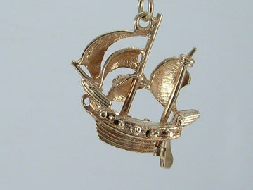 Vintage 3D 9ct Gold Movable Pirate Galleon Ship Charm Pendant  H/MK 1966   FM