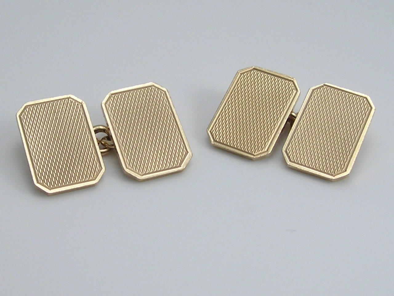 Vintage Etched Design 9ct Gold Cufflinks. H/MK 1965  10.8g
