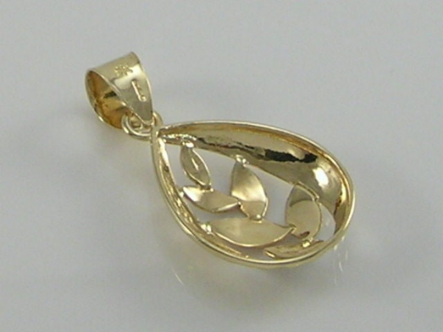 Gorgeous 9ct Gold Tri Colour Leaves Drop Design Pendant TJC