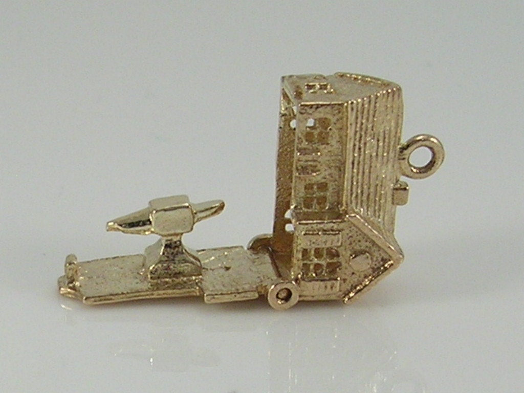 Vintage 3D 9ct Gold Smithy Blacksmith Shop Opens Anvil Charm H/MK 1970