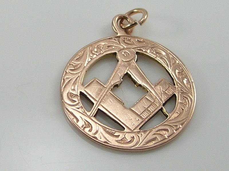 Vintage 9ct Gold Masonic Square & Compass Watch Fob Charm Pendant   H/MK 1921