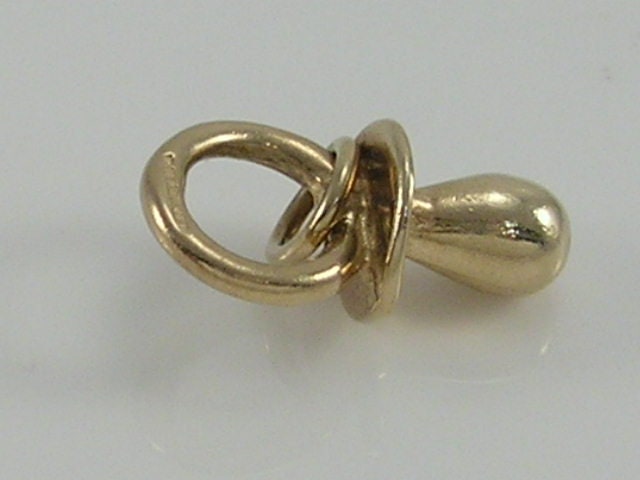 Vintage 3D 9ct Gold Baby Dummy/Pacifier Charm H/MK   2.3g