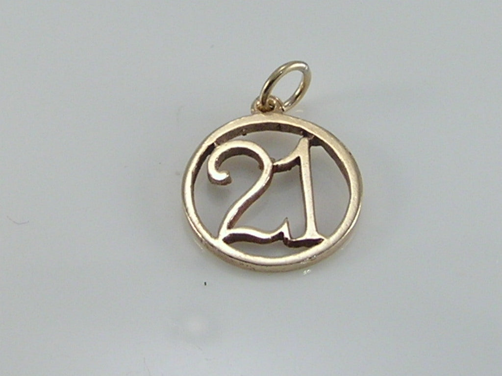 Vintage 9ct Gold 21 Charm H/MK 1963 GJLd