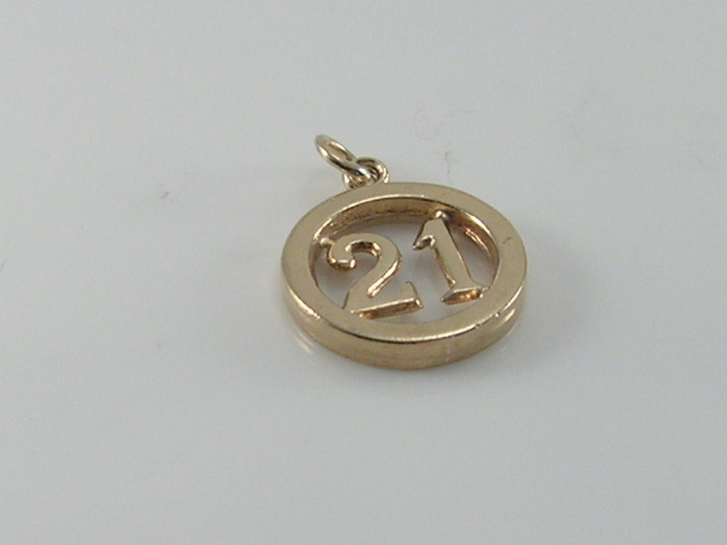Vintage 3D 9ct Gold 21 Charm  H/MK 1962