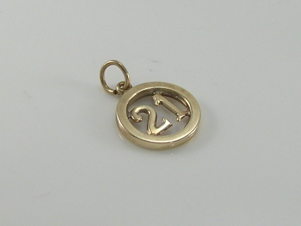 Vintage 9ct Gold 21 Charm H/MK 1967
