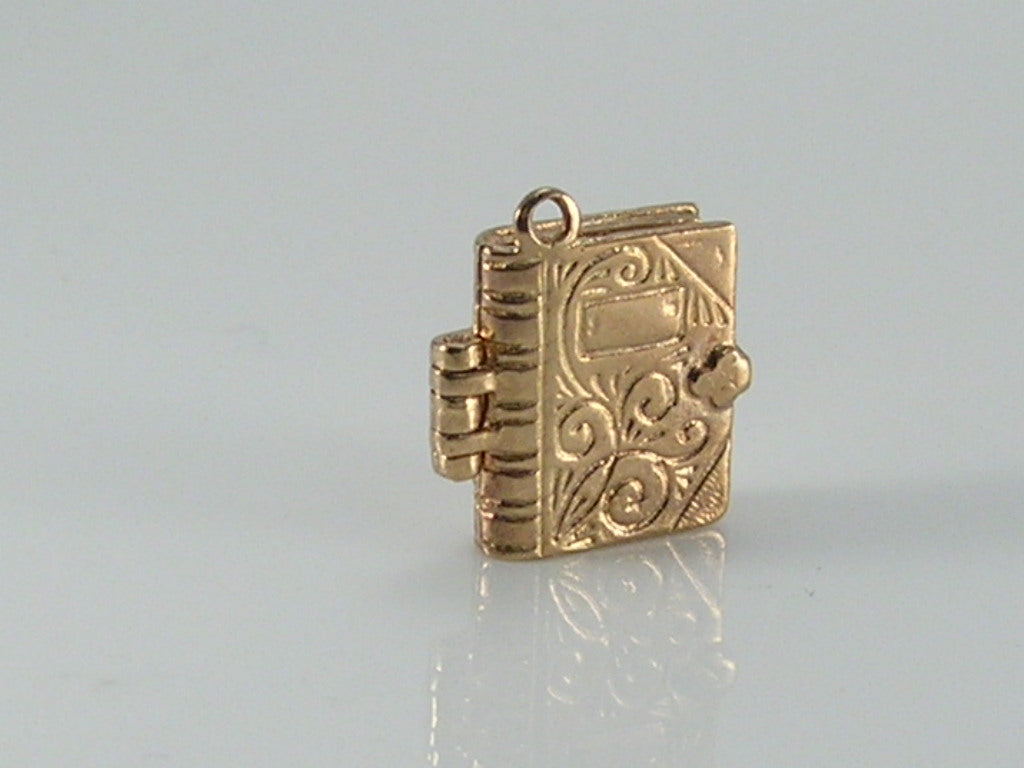 Vintage 9ct Gold Holy Bible Charm H/MK 1958 Matthew 22:39  Matthew 7:12