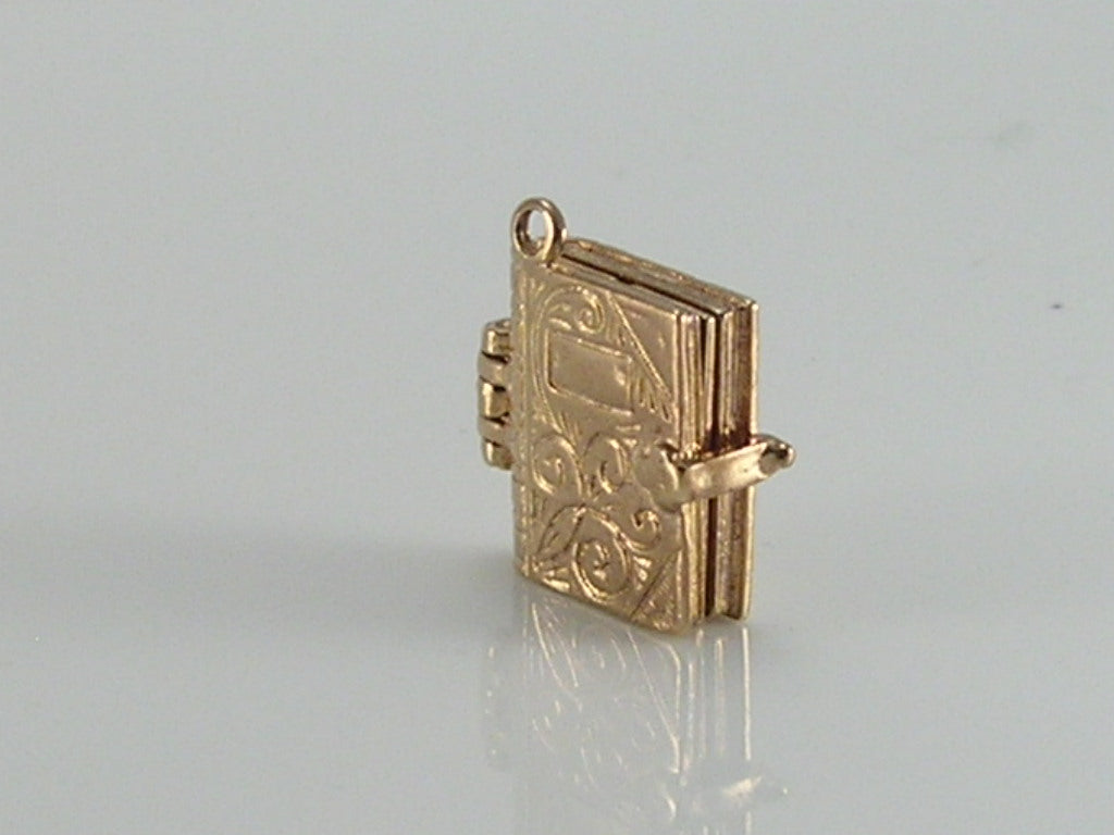 Vintage 9ct Gold Holy Bible Charm H/MK 1958 Matthew 22:39  Matthew 7:12